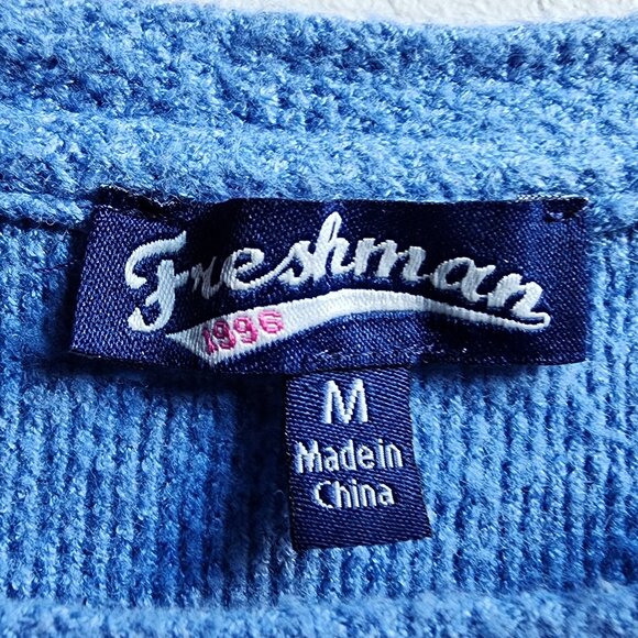 Freshman Blue Cropped Scoop Neck Lightweight Sweater Size Medium - Picture 8 of 16